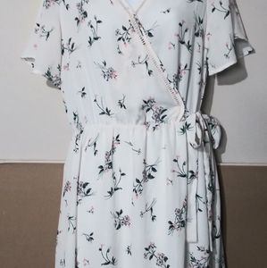 Sienna Sky Size large dress